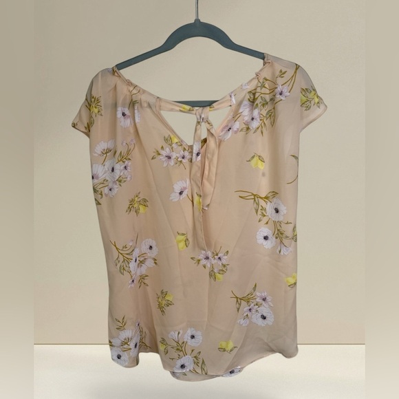 Lauren Conrad Floral Beige Blouse - Picture 2 of 3